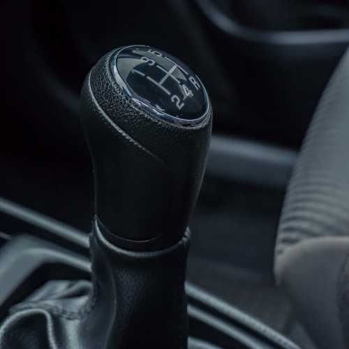 SUZUKI ERTIGA GLX SMART HYBRID MT