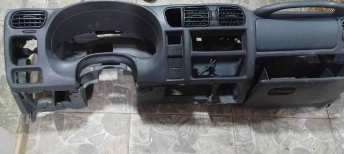 Torpedo de chevrolet blazer impecable. Y mascara