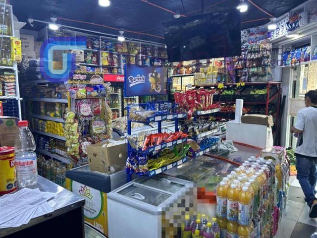 LOCAL COMERCIAL Derecho de llaves de UN CAUTIVADOR MINIMARKET. VENTAS IMPRESIONANTES. ZONA DE GRAN DEMANDA. Santiago Centro.