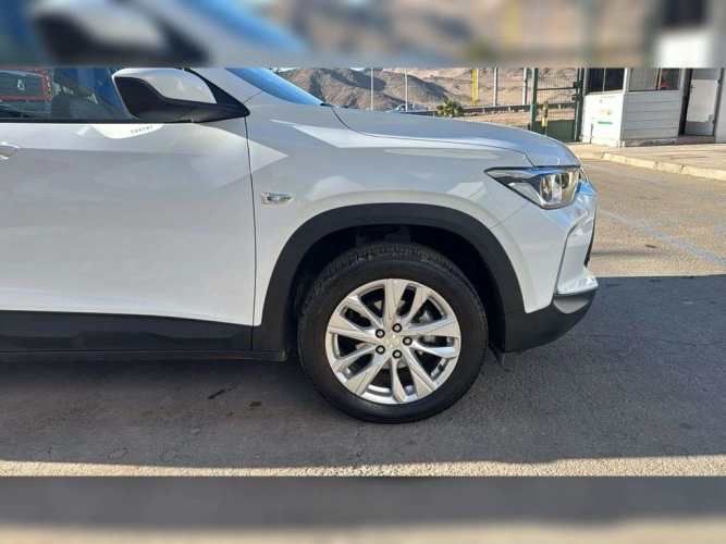 CHEVROLET TRACKER 2024