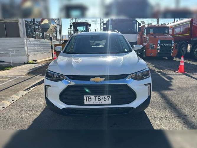 CHEVROLET TRACKER 2024