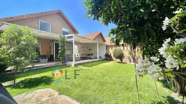 en condominio, muy bien cuidada, full estado (108255)