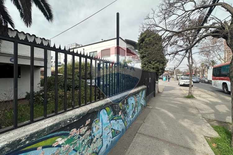 Terreno comercial av pajaritos