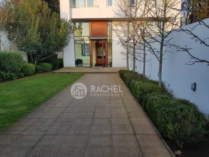 EN VENTA DEPARTAMENTO EN SECTOR AVENIDA ALEMANIA EDIFICIO ARRAYAN