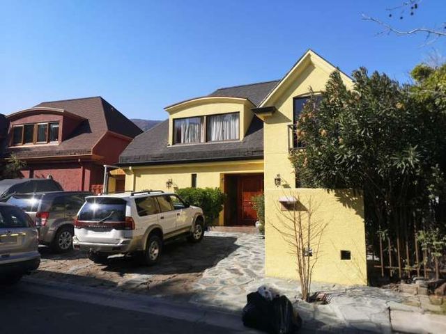 Amplia Casa Pedro Fontova