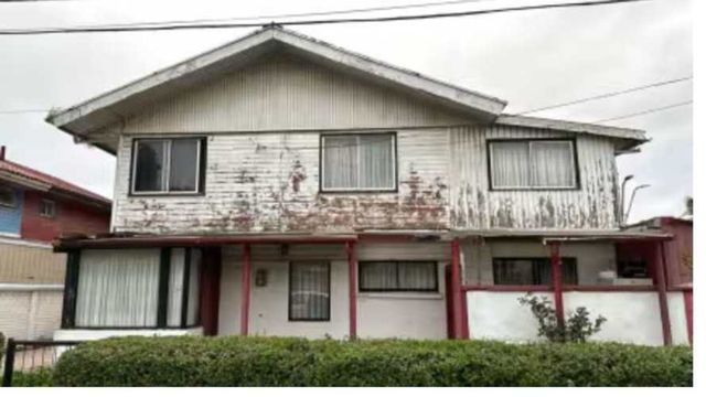 EXCELENTE CASA HIGUERAS