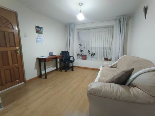 CASA Hermosa casa ampliada con 3 dormitorios,1baño, cocina tradicional, sala de lavado, bodega a pasos de Raúl bitran, barrio universitario.