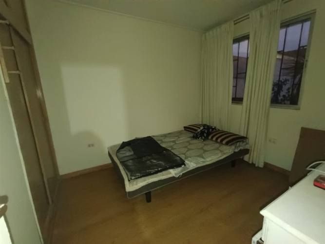 CASA Hermosa casa ampliada con 3 dormitorios,1baño, cocina tradicional, sala de lavado, bodega a pasos de Raúl bitran, barrio universitario.