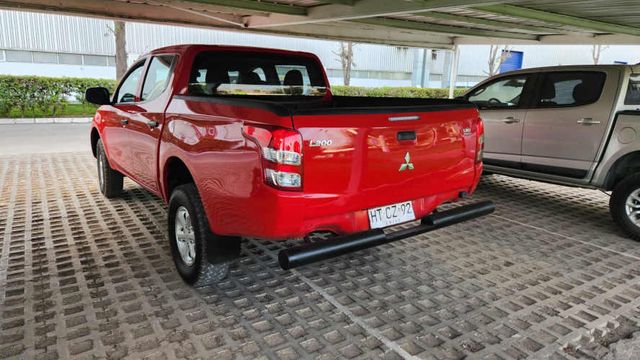 Mitsubishi L200 4x2
