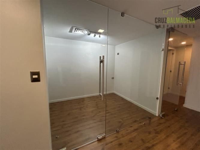 OFICINA Edificio Central Lake