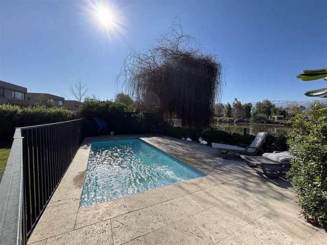 CASA Santa Elena 247