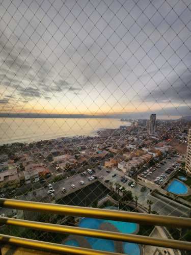 AMPLIO DEPTO CONDOMINIO 3 MARES 162 M2