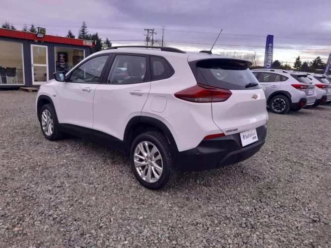 CHEVROLET TRACKER 2024