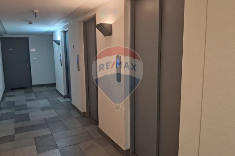 Vive en comodidad y estilo en estación central