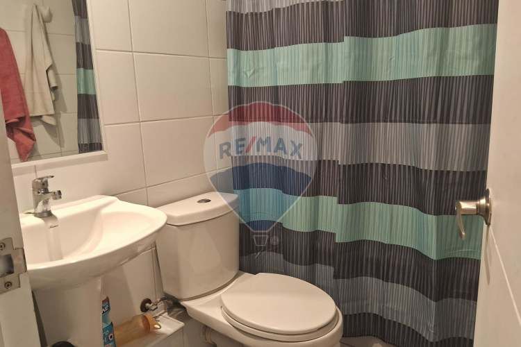 Vive en comodidad y estilo en estación central