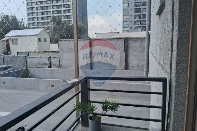 Vive en comodidad y estilo en estación central