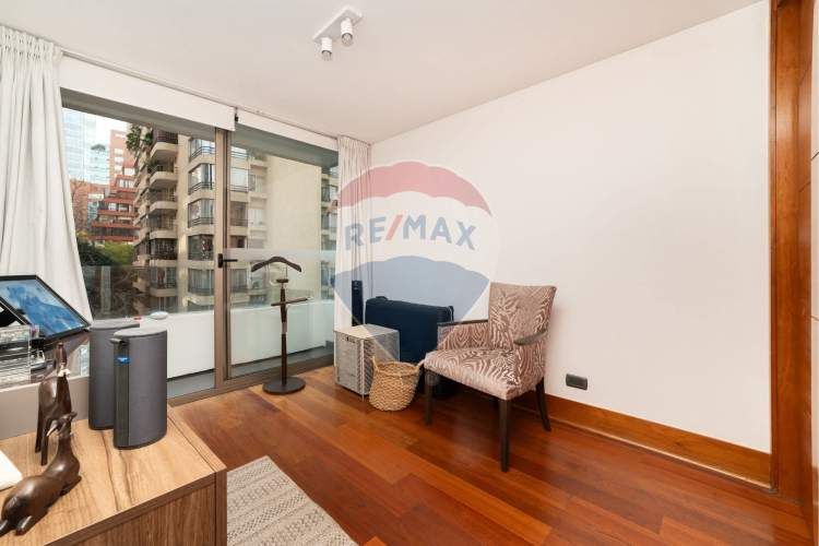 Isidora - 3d + servicio + 2e +1b