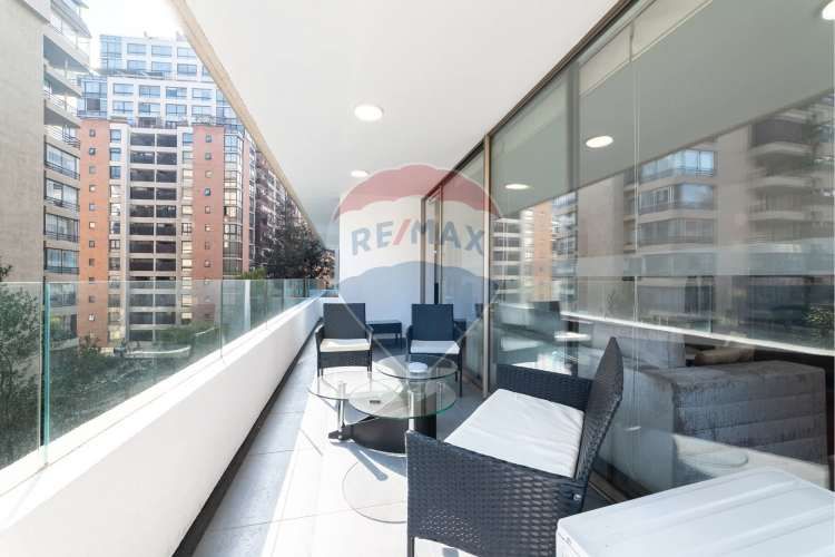 Isidora - 3d + servicio + 2e +1b