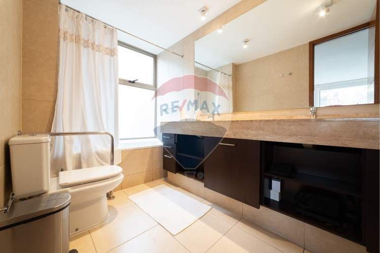 Isidora - 3d + servicio + 2e +1b