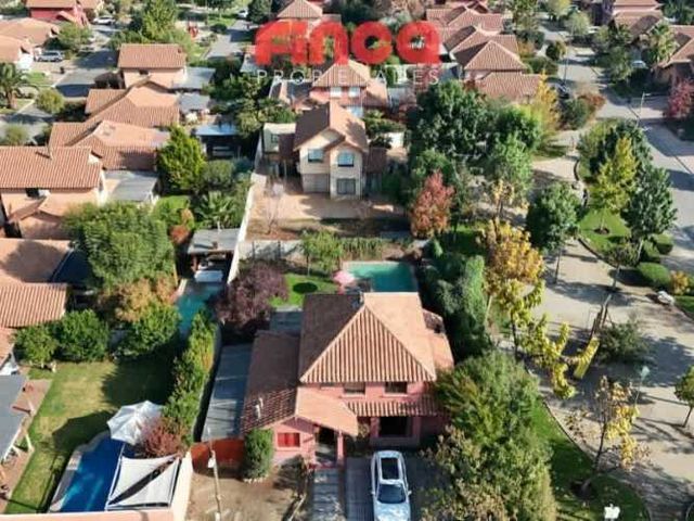Casa En Venta Ayres De Chicureo- Condominio Las Lengas