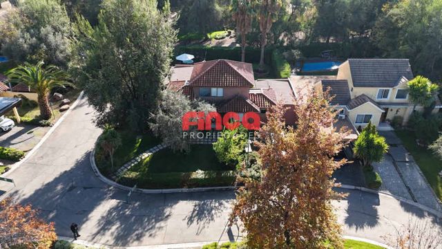 Casa en arriendo Santa Elena, Chicureo