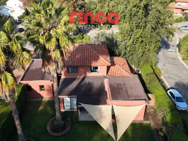 Casa en arriendo Santa Elena, Chicureo