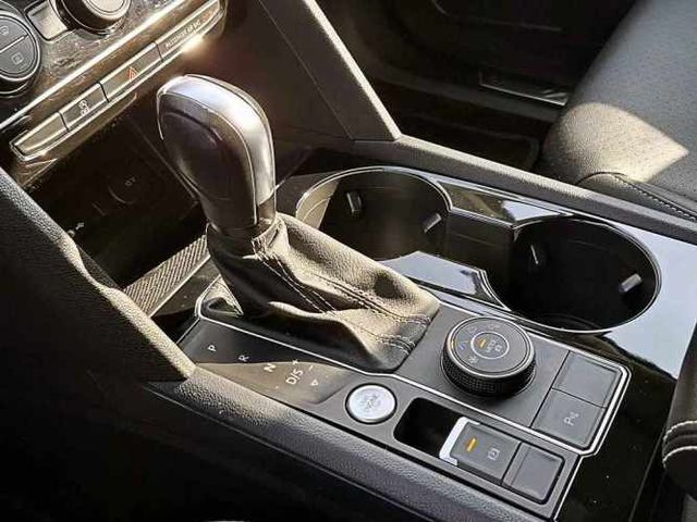 VOLKSWAGEN ATLAS 2024