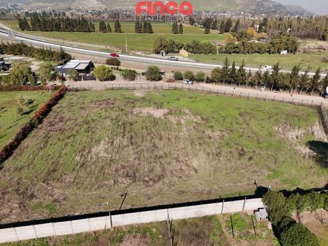 Parcela en venta Condominio Chicureo II