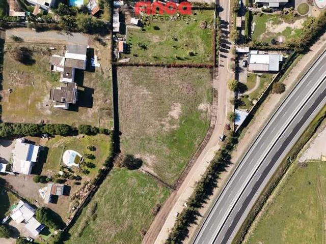 Parcela en venta Condominio Chicureo II