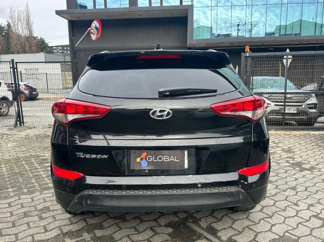 Hyundai Tucson TL 2.0 AT