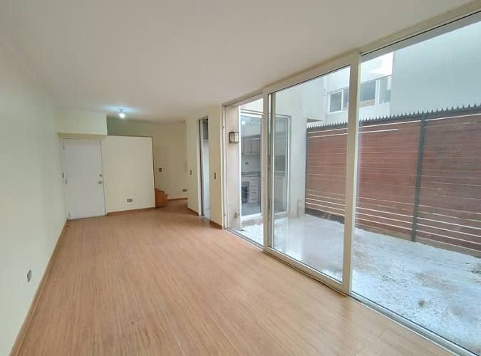 SE VENDE TOWNHOUSE 3D3B2E1B - BARRIO YUNGAY