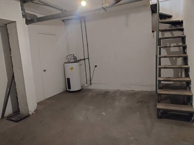 SE VENDE TOWNHOUSE 3D3B2E1B - BARRIO YUNGAY