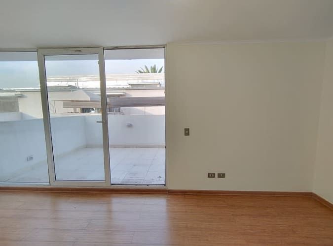 SE VENDE TOWNHOUSE 3D3B2E1B - BARRIO YUNGAY