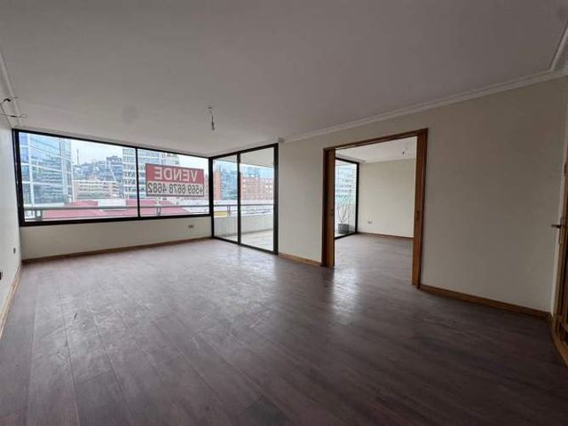 DEPARTAMENTO Amplio departamento en corazón del barrio El Golf