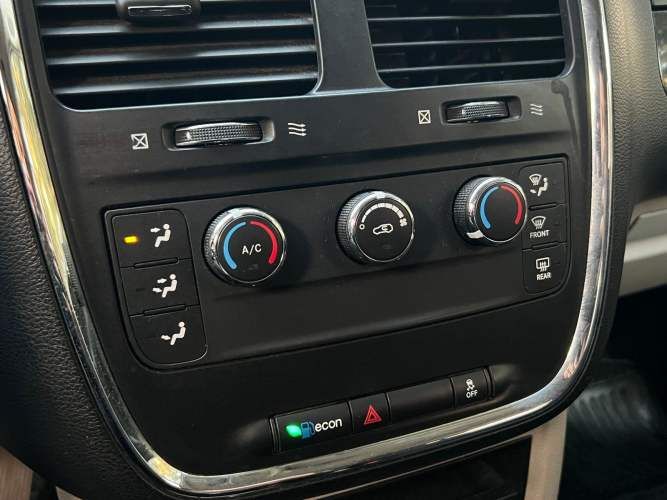 DODGE GRAND CARAVAN  2014