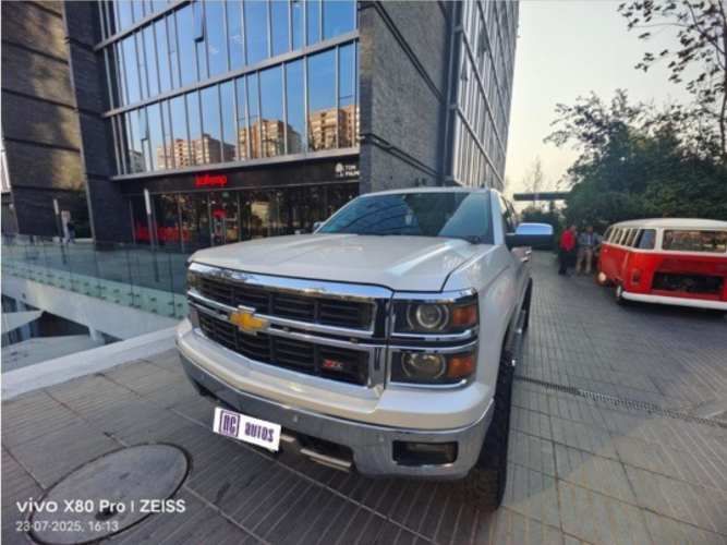 CHEVROLET SILVERADO  5.3 AUTO LTZ DC 4WD 2014