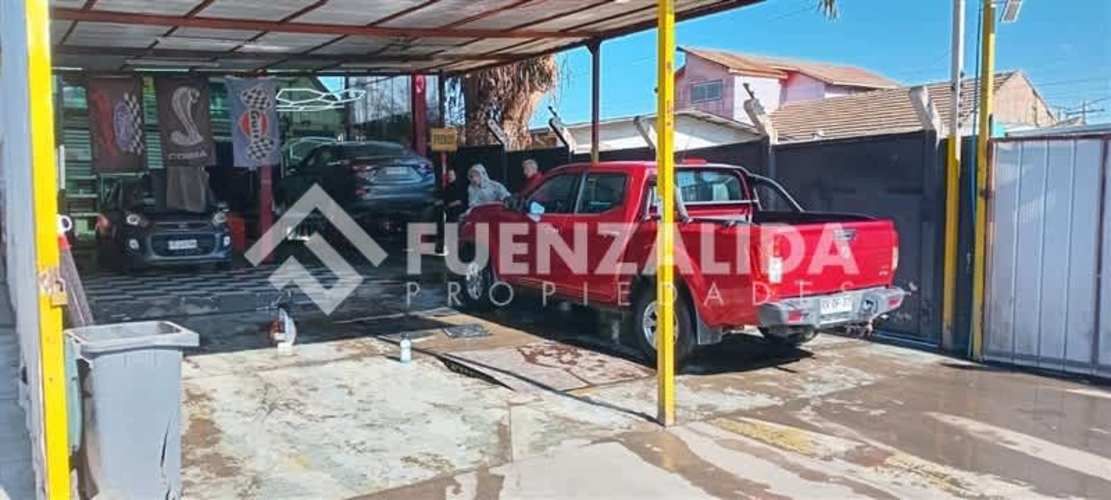 LOCAL COMERCIAL Los Carrera