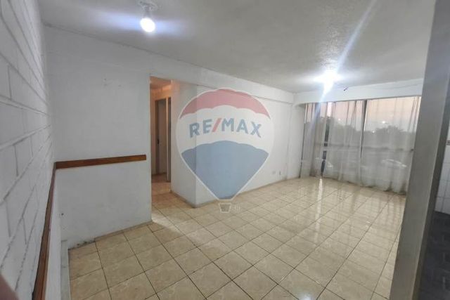 Comodo dpto venta con estacionamiento