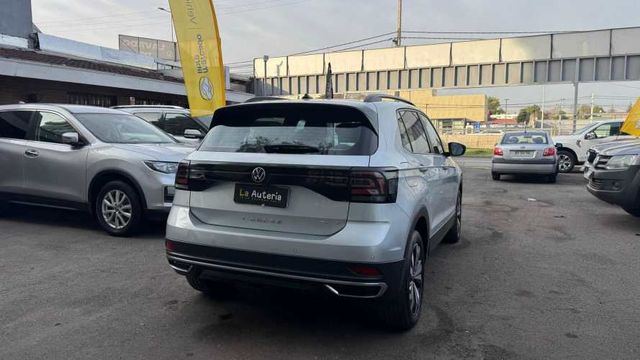 Volkswagen T-Cross 1.0 TSI MT (2023)