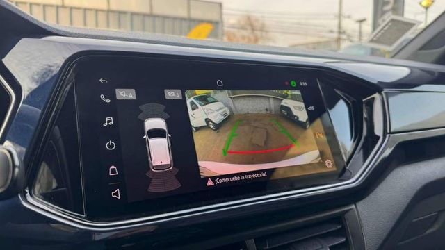 Volkswagen T-Cross 1.0 TSI MT (2023)