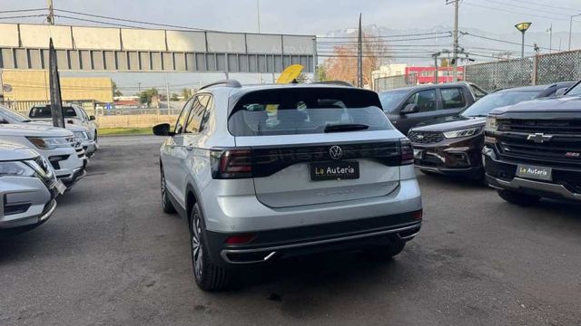 Volkswagen T-Cross 1.0 TSI MT (2023)