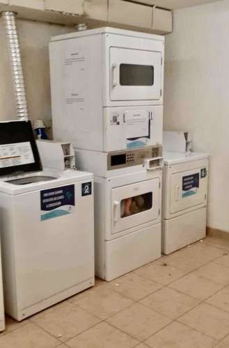 ARRIENDO DEPARTAMENTO AMOBLADO FRENTE AL MALL TREBOL