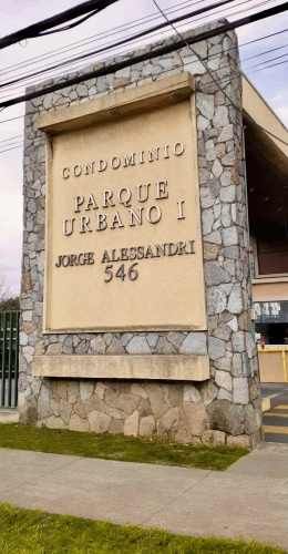 ARRIENDO DEPARTAMENTO AMOBLADO FRENTE AL MALL TREBOL