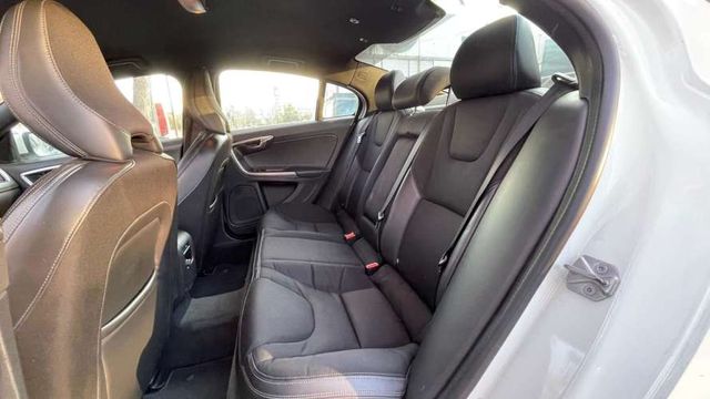 Volvo S60 T3 Comfort 1.5 (2018)