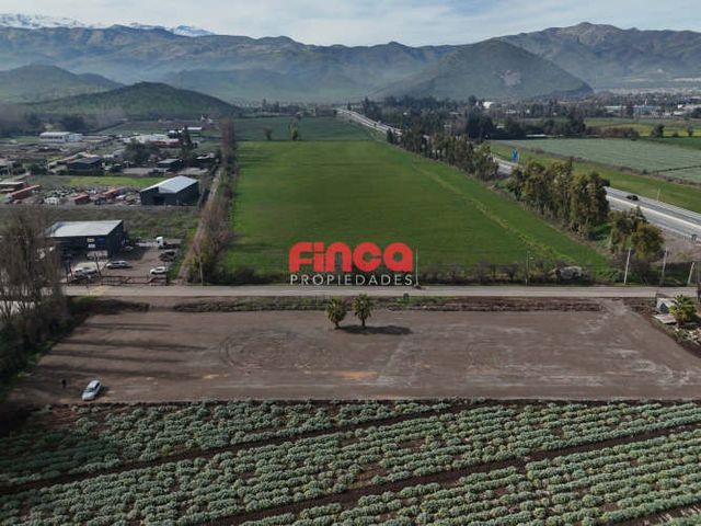 Sitio en arriendo en Chicureo