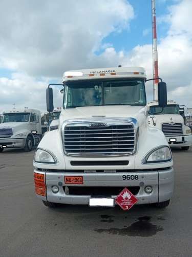 Tracto Freightliner 2016