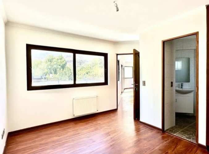 Casa A PASOS DEL MALL DE PIEDRA ROJA. CHICUREO