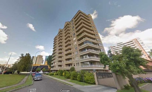 HERMOSO DEPARTAMENTO A PASOS DEL CASINO (108939)