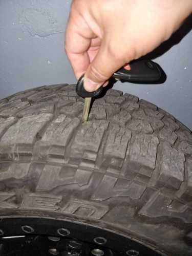 Llantas FUEL VECTOR mas neumaticos