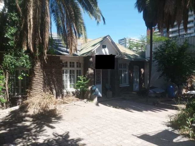 Vendo Casa Comercial Ñuñoa Buena Ubicación 435m2 980millones